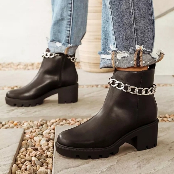 Nelinda Chelsea Ankle BootDV by Dolce Vita Sz 6 - Picture 1 of 4